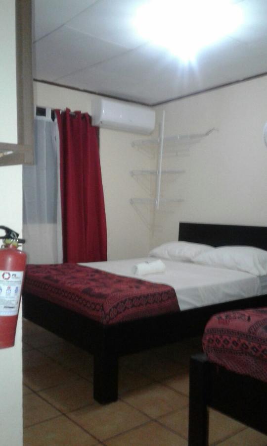 Roca Mar Playa Bonita Hotel Пуерто Лимон Екстериор снимка
